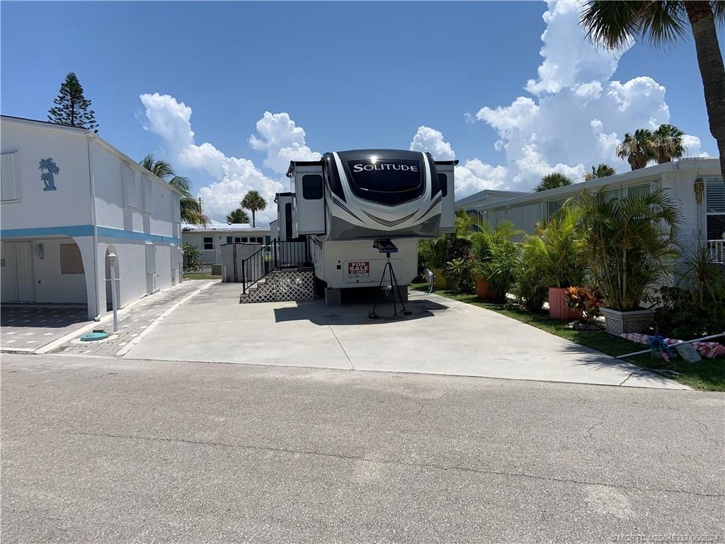 Photo of 642 Nettles Boulevard, Jensen Beach, FL 34957 (MLS # M20045332)