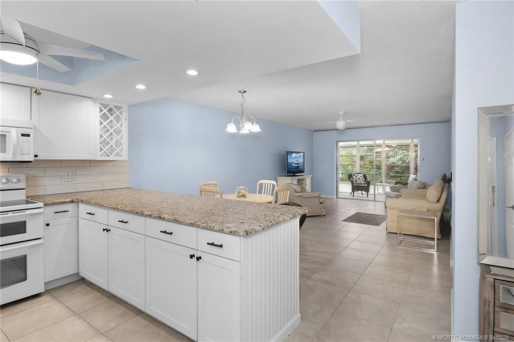 Photo of 2950 SE Ocean Boulevard #34-5, Stuart, FL 34996 (MLS # M20055408)