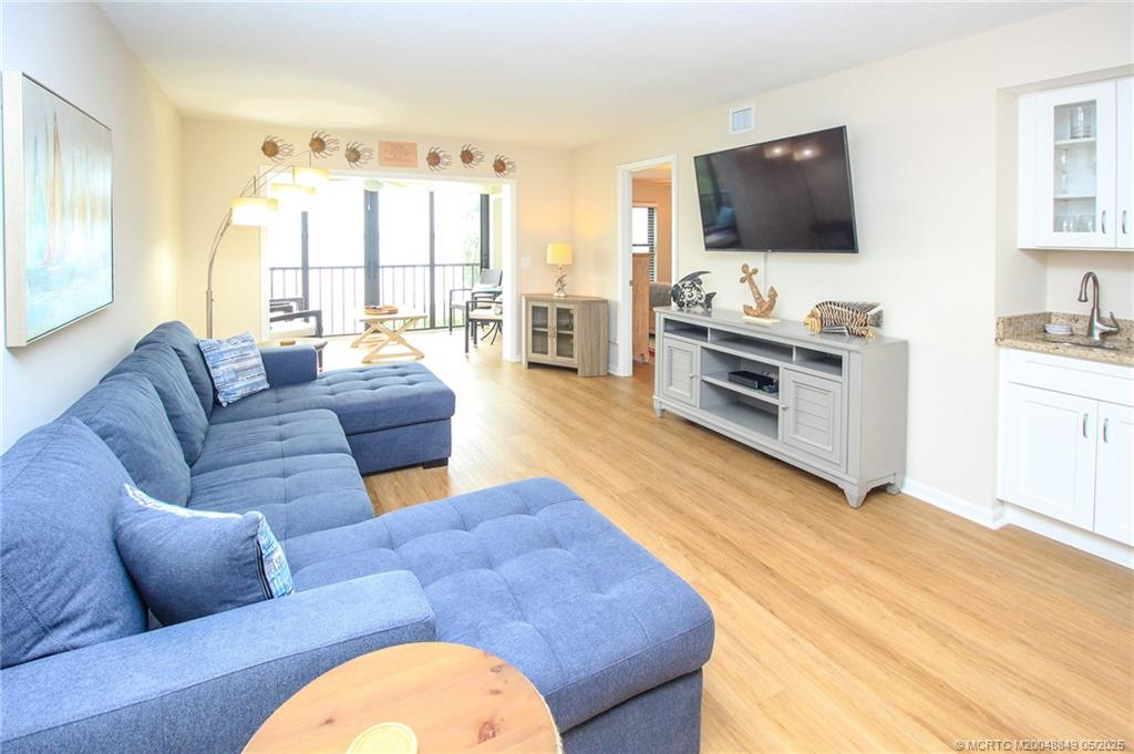 Stuart, Florida 34996, United States, 2 Bedrooms Bedrooms, ,2 BathroomsBathrooms,Residential,Active,10961