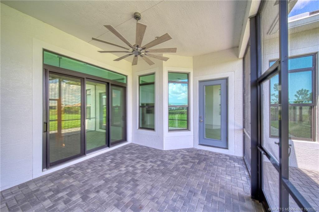 Palm City, Florida, 34990, United States, 3 Bedrooms Bedrooms, ,4 BathroomsBathrooms,Residential,Active,1903241