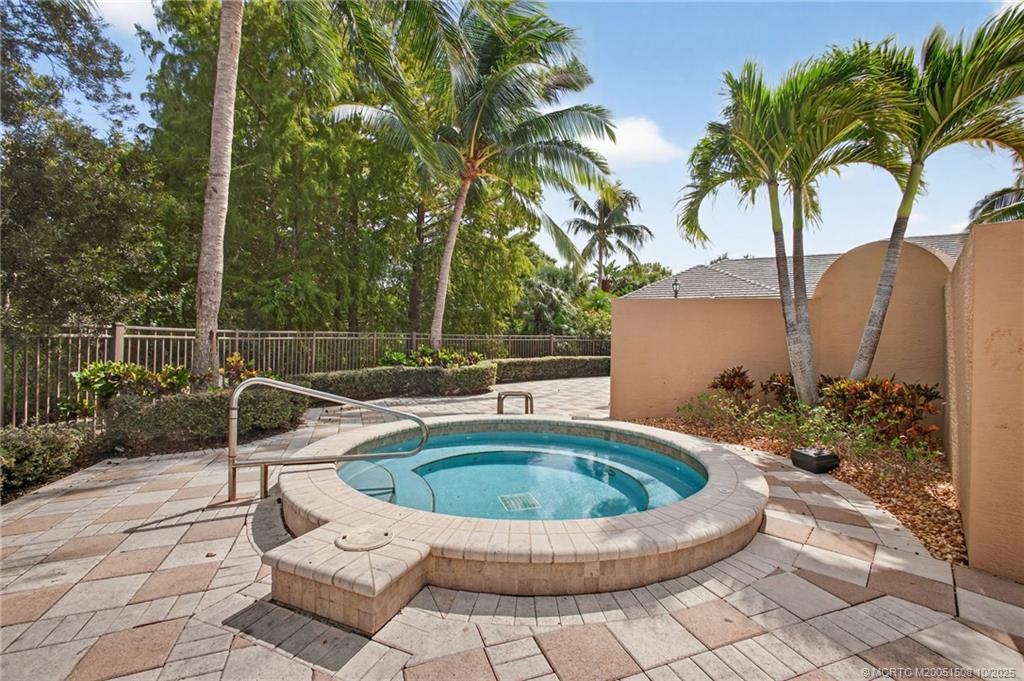 Palm City, Florida, 34990, United States, 3 Bedrooms Bedrooms, ,4 BathroomsBathrooms,Residential,Active,1903241