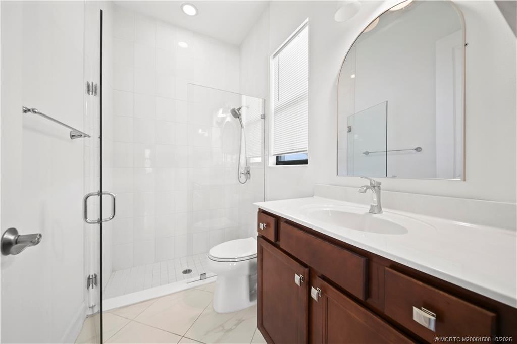 Palm City, Florida, 34990, United States, 3 Bedrooms Bedrooms, ,4 BathroomsBathrooms,Residential,Active,1903241