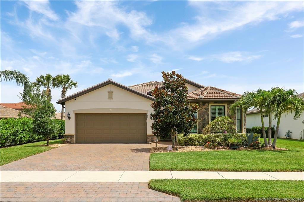Photo of 775 SE Villandry Way, Port Saint Lucie, FL 34984 (MLS # M20045365)