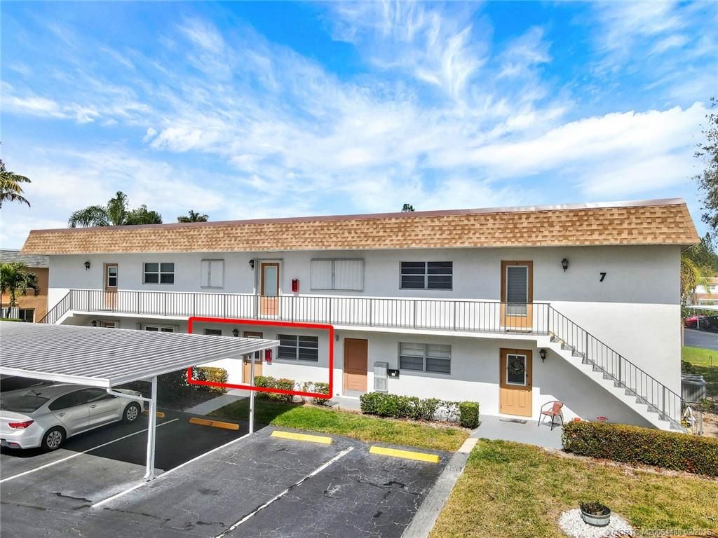 Photo of 2950 SE Ocean Boulevard #7-2, Stuart, FL 34996 (MLS # M20054488)