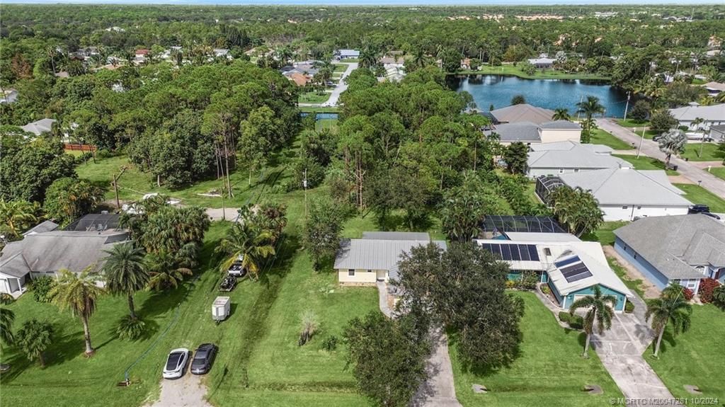 Photo of 6045 SE Circle Street, Hobe Sound, FL 33455 (MLS # M20047281)