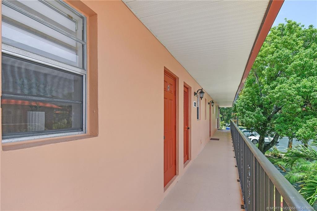 Photo of 1957 SW Palm City Road #29-H, Stuart, FL 34994 (MLS # M20056185)
