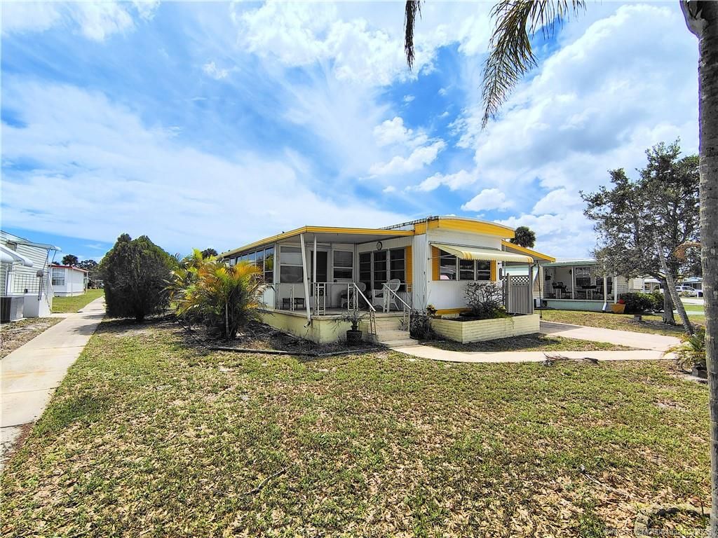 Photo of 2465 SE Penny Lane, Stuart, FL 34994 (MLS # M20054932)