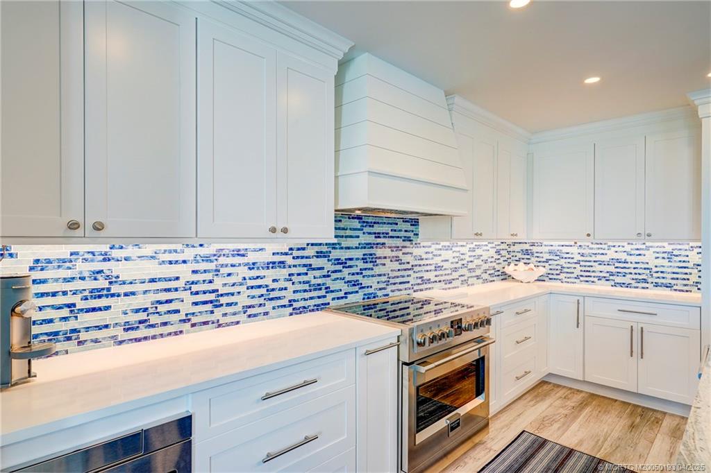 Stuart, Florida 34996, United States, 3 Bedrooms Bedrooms, ,3 BathroomsBathrooms,Residential,Active,110805