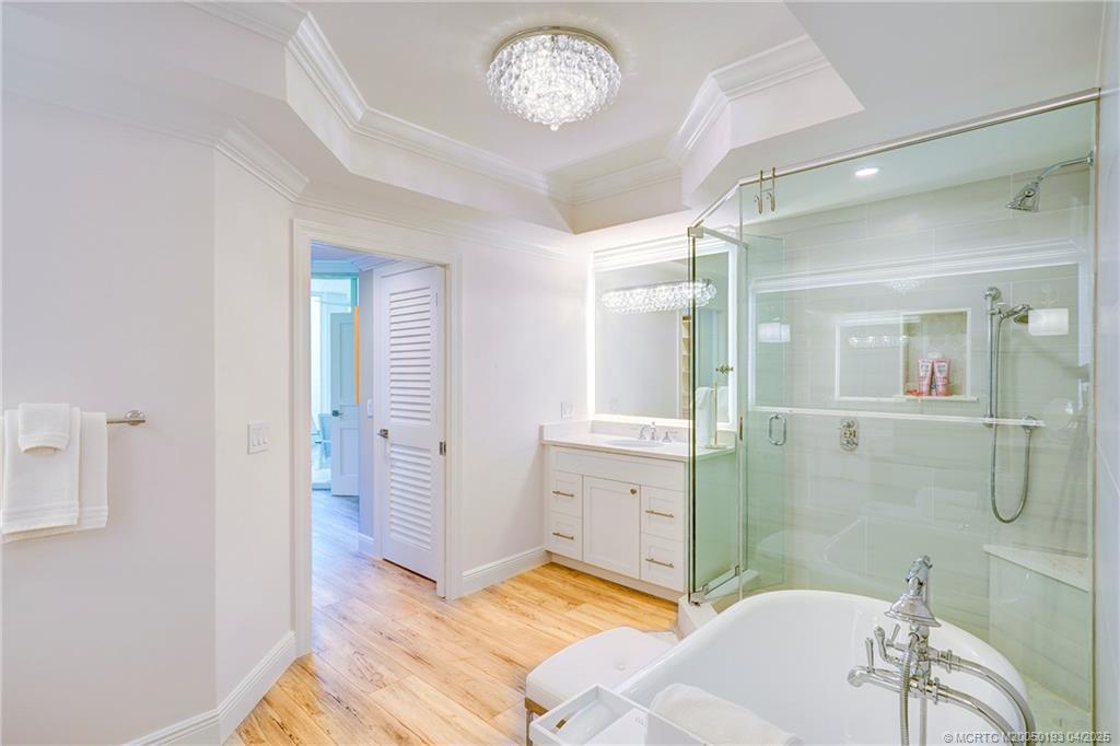 Stuart, Florida 34996, United States, 3 Bedrooms Bedrooms, ,3 BathroomsBathrooms,Residential,Active,110805