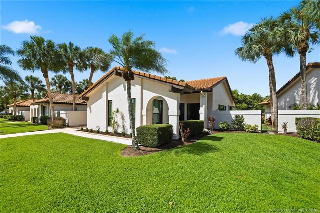 Photo of 3704 SW Pheasant Run, Palm City, FL 34990 (MLS # M20055708)