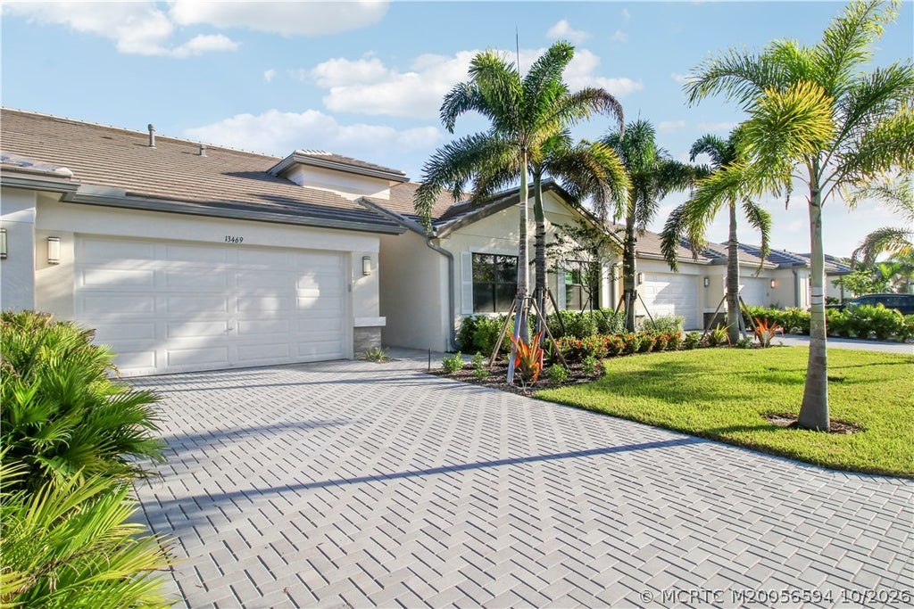 Photo of 13469 SW Brightside Way, Port Saint Lucie, FL 34987 (MLS # M20056594)