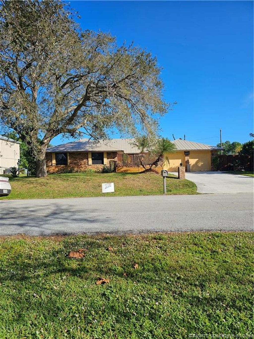 Photo of 107 NW Friar Street, Port Saint Lucie, FL 34983 (MLS # M20042915)