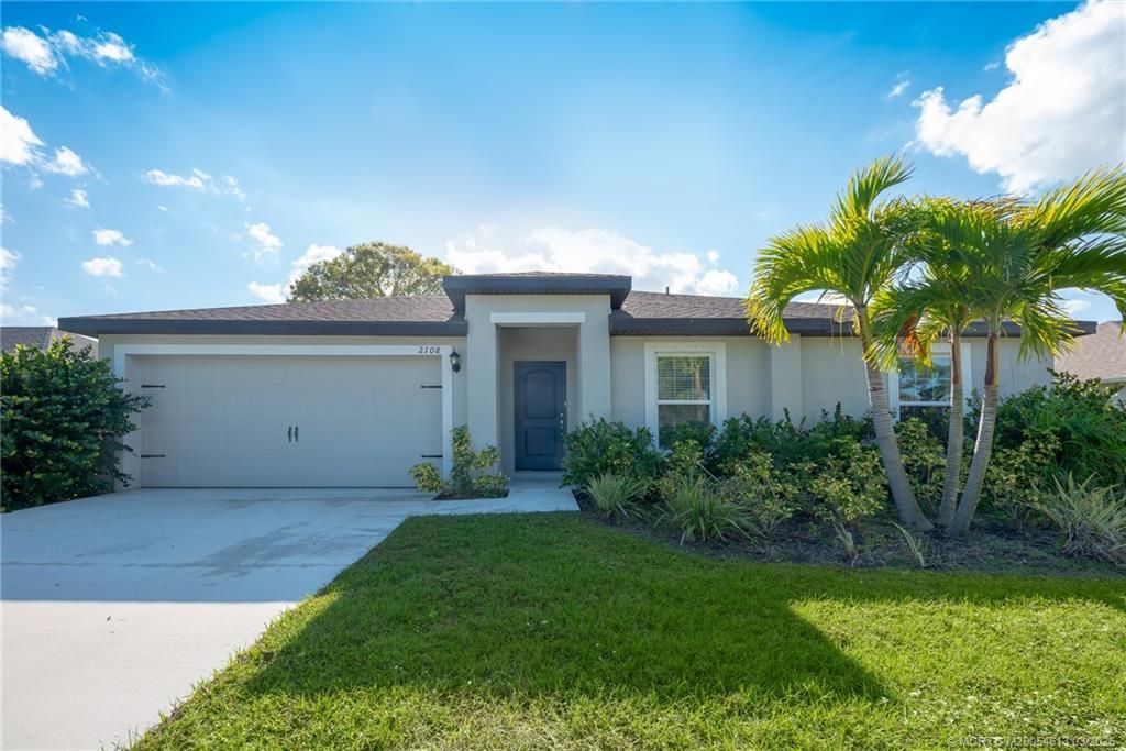 Photo of 2108 SW Vista Road, Port Saint Lucie, FL 34953 (MLS # M20054613)