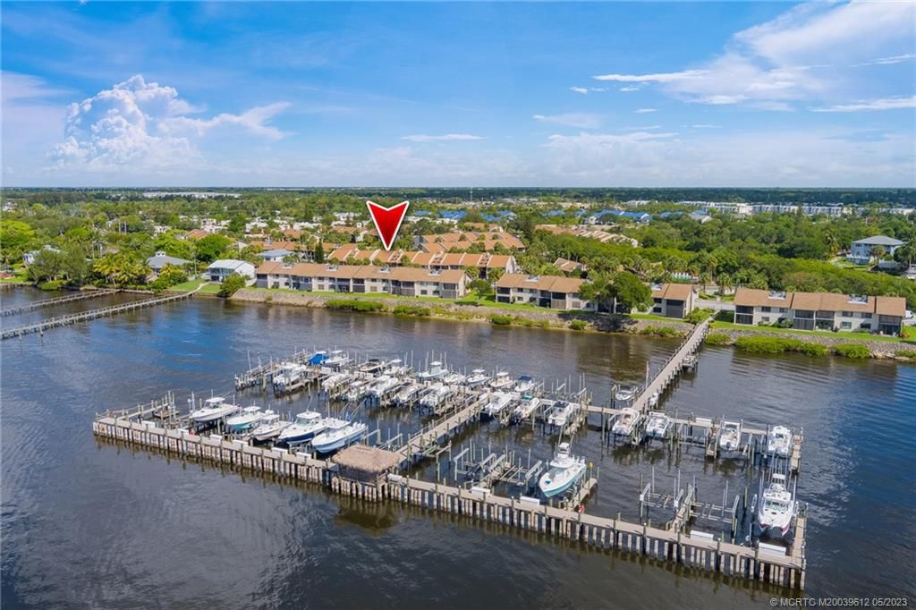 Photo of 1600 NE Dixie Highway #4-206, Jensen Beach, FL 34957 (MLS # M20039612)