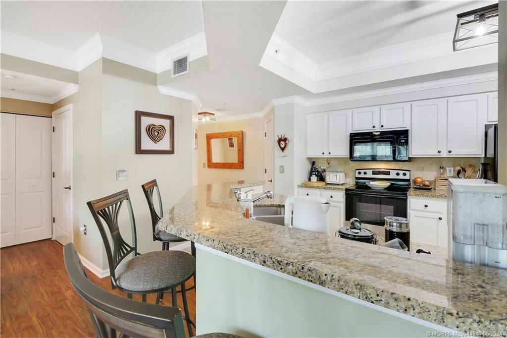 Photo of 276 Murcia Drive #212, Jupiter, FL 33458 (MLS # M20044940)