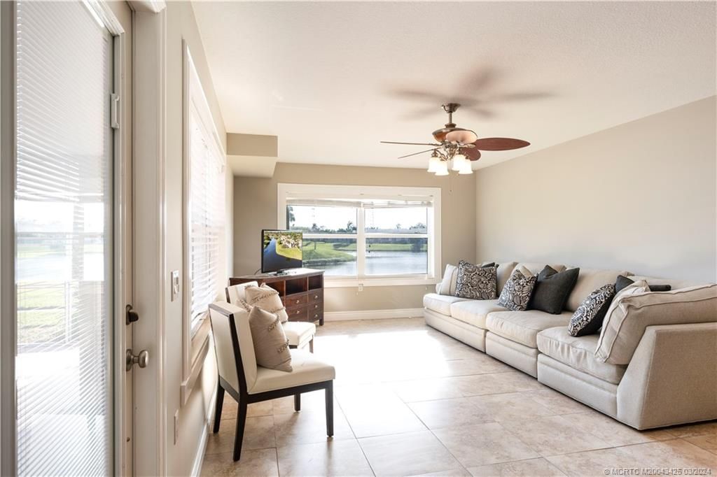 Photo of 3527 SW Sunset Trace Circle, Palm City, FL 34990 (MLS # M20043425)