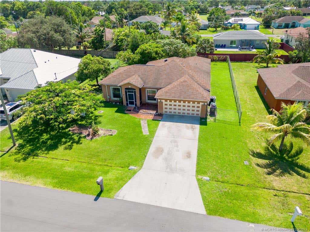 Photo of 2128 SE Broward Terrace, Port Saint Lucie, FL 34952 (MLS # M20041049)