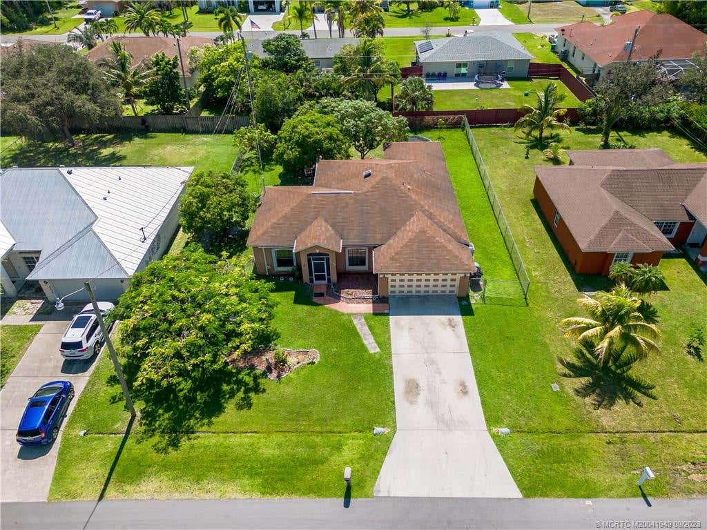 Photo of 2128 SE Broward Terrace, Port Saint Lucie, FL 34952 (MLS # M20041049)
