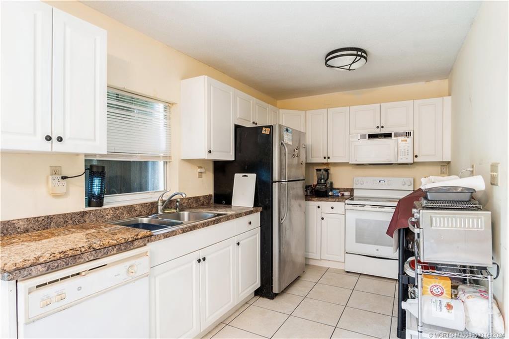 Port Saint Lucie, Florida 34952, United States, 2 Bedrooms Bedrooms, ,1 BathroomBathrooms,Residential,Pending,42853