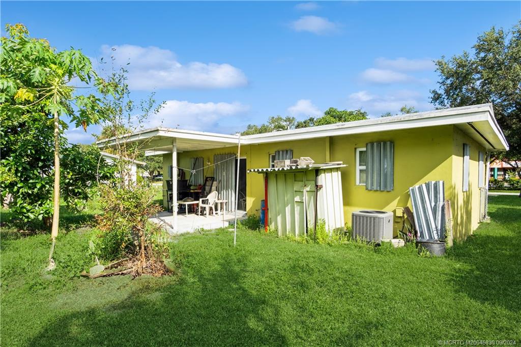 Port Saint Lucie, Florida 34952, United States, 2 Bedrooms Bedrooms, ,1 BathroomBathrooms,Residential,Pending,42853