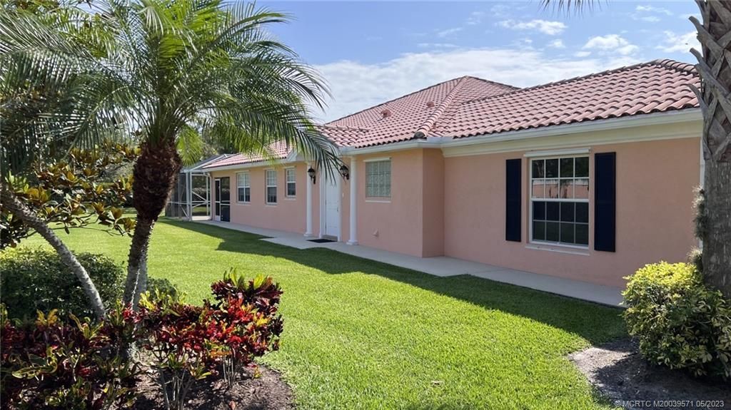 Photo of 10629 SW Hartwick Drive, Port Saint Lucie, FL 34987 (MLS # M20039571)