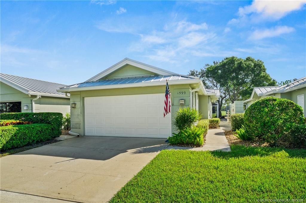 Photo of 1599 SW Springfield Court, Palm City, FL 34990 (MLS # M20052351)