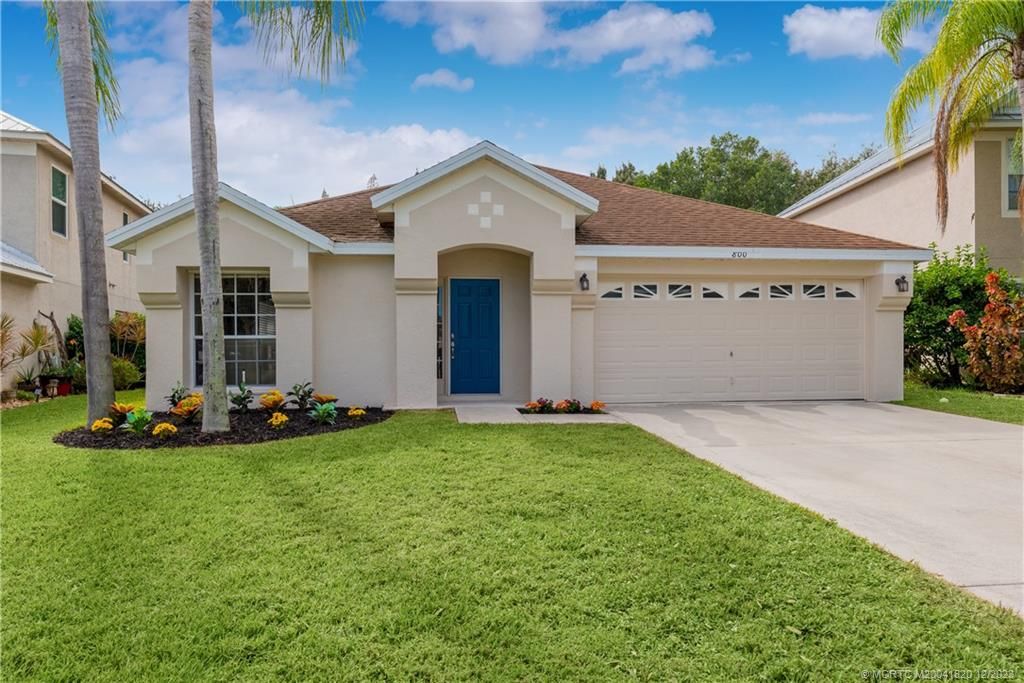 Photo of 800 NW Waterlily Place, Jensen Beach, FL 34957 (MLS # M20041820)
