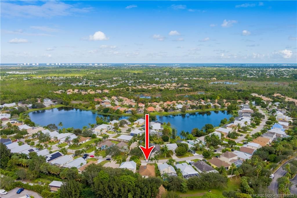 Photo of 800 NW Waterlily Place, Jensen Beach, FL 34957 (MLS # M20041820)