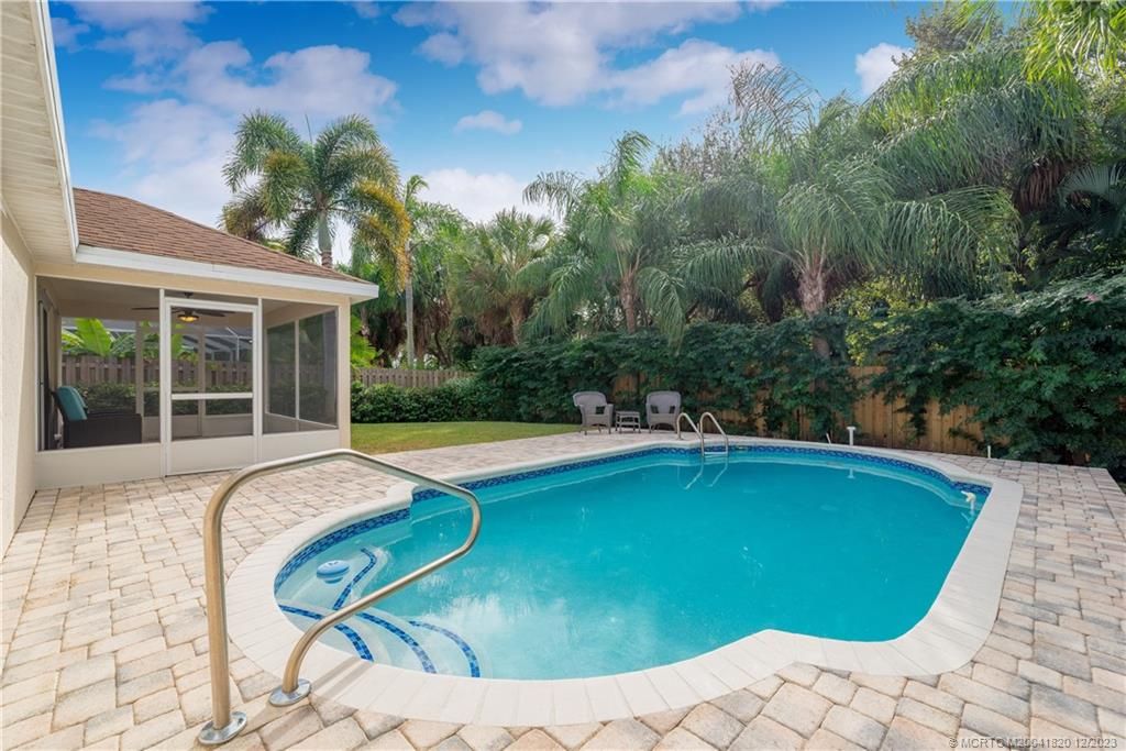 Photo of 800 NW Waterlily Place, Jensen Beach, FL 34957 (MLS # M20041820)