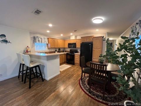 Photo of 2555 PGA Boulevard #198, Palm Beach Gardens, FL 33410 (MLS # M20052609)