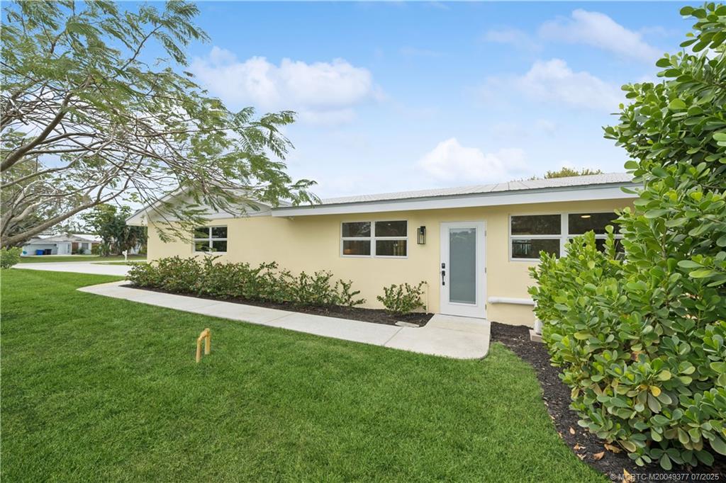 Stuart, Florida 34994, United States, 4 Bedrooms Bedrooms, ,4 BathroomsBathrooms,Residential,Active,79376