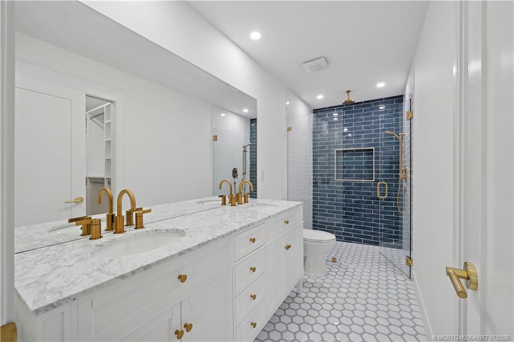 Stuart, Florida 34994, United States, 4 Bedrooms Bedrooms, ,4 BathroomsBathrooms,Residential,Active,79376