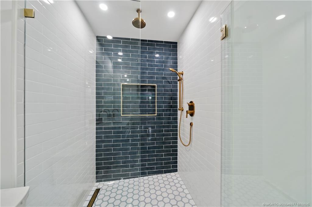 Stuart, Florida 34994, United States, 4 Bedrooms Bedrooms, ,4 BathroomsBathrooms,Residential,Active,79376