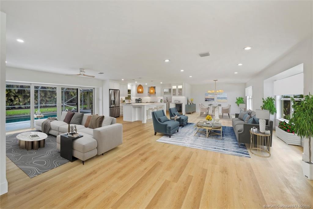 1609 NW River Trail