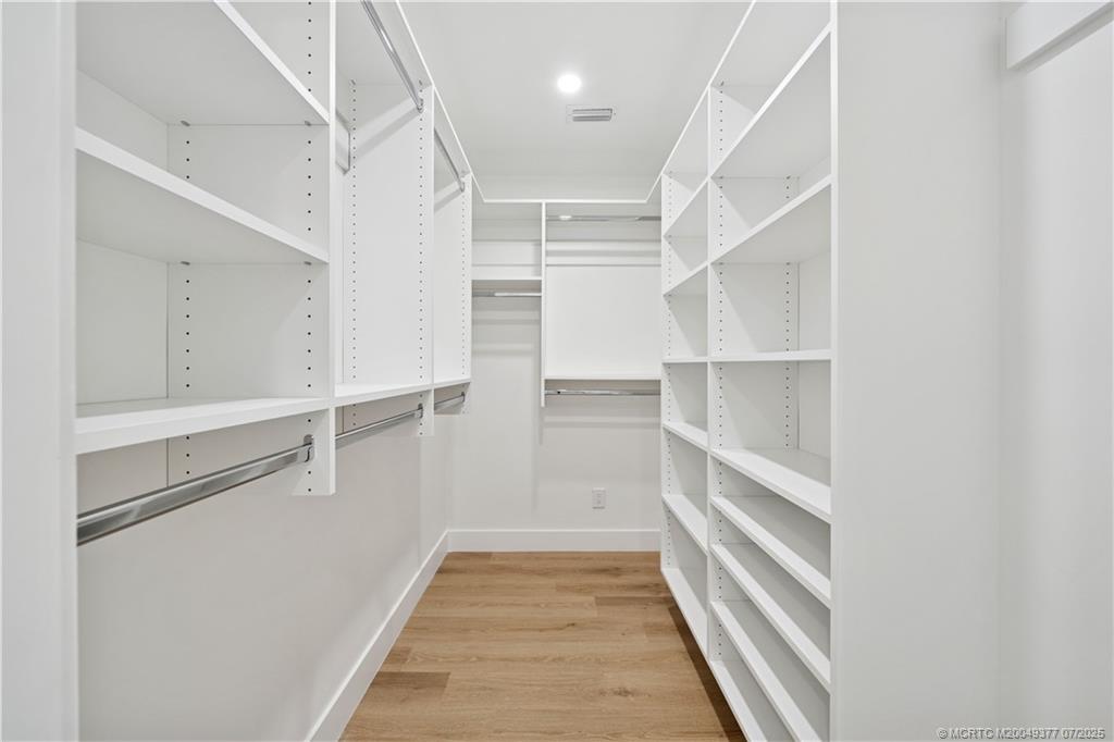 Stuart, Florida 34994, United States, 4 Bedrooms Bedrooms, ,4 BathroomsBathrooms,Residential,Active,79376