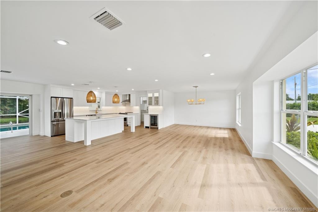 Stuart, Florida 34994, United States, 4 Bedrooms Bedrooms, ,4 BathroomsBathrooms,Residential,Active,79376