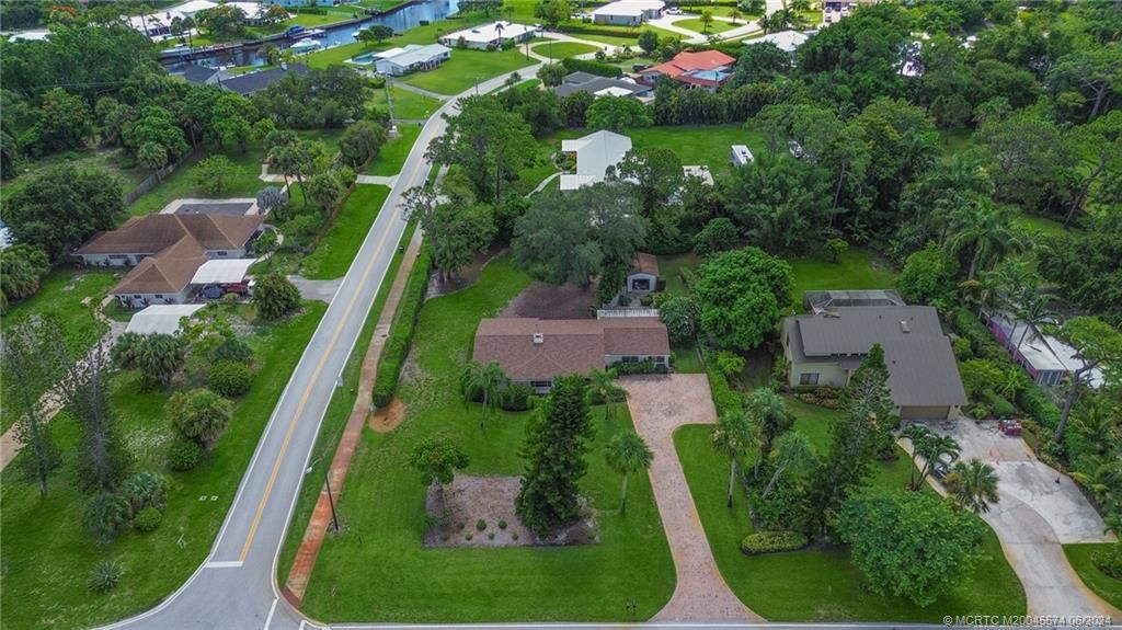 Photo of 1023 NW Pine Lake Drive, Stuart, FL 34994 (MLS # M20045574)