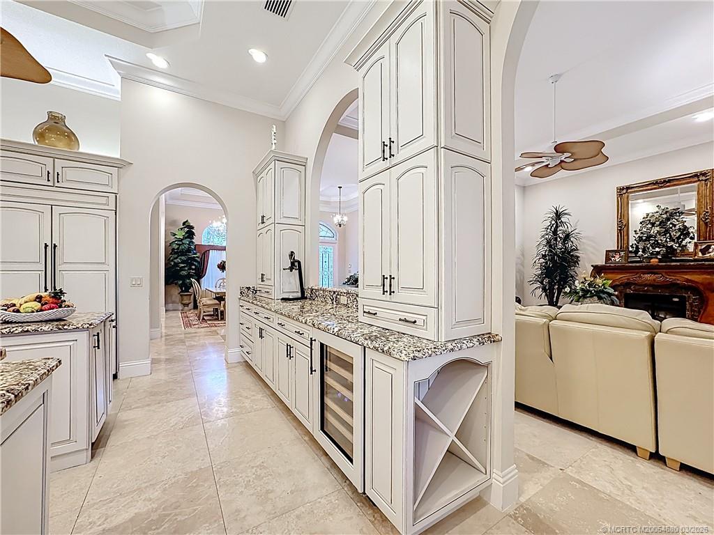 Hobe Sound, Florida, 33455, United States, 4 Bedrooms Bedrooms, ,4 BathroomsBathrooms,Residential,Active,2024832