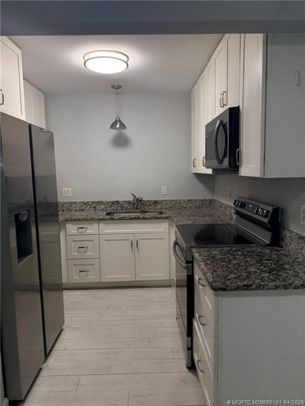 Photo of 2124 SE Edler Drive, Stuart, FL 34994 (MLS # M20055101)