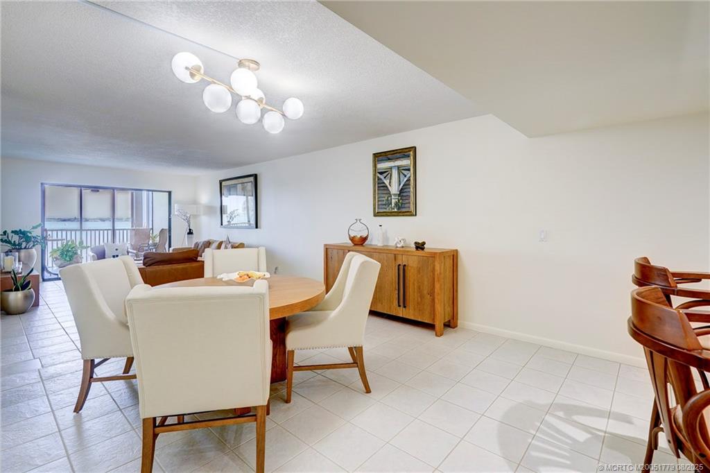 Stuart, Florida 34996, United States, 2 Bedrooms Bedrooms, ,2 BathroomsBathrooms,Residential,Active,191834