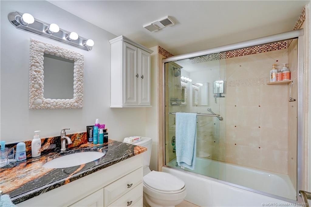 Stuart, Florida 34996, United States, 2 Bedrooms Bedrooms, ,2 BathroomsBathrooms,Residential,Active,191834