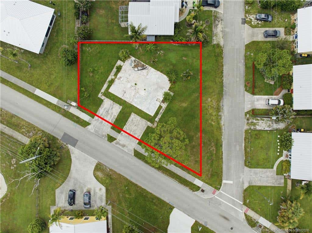 Photo of 4972 SE Primrose Way, Stuart, FL 34997 (MLS # M20056617)