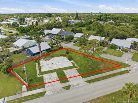 Photo of 4972 SE Primrose Way, Stuart, FL 34997 (MLS # M20056617)