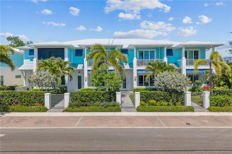 Townhouse For Sale - 517 SW Ocean Boulevard<br/> Stuart, FL 34994