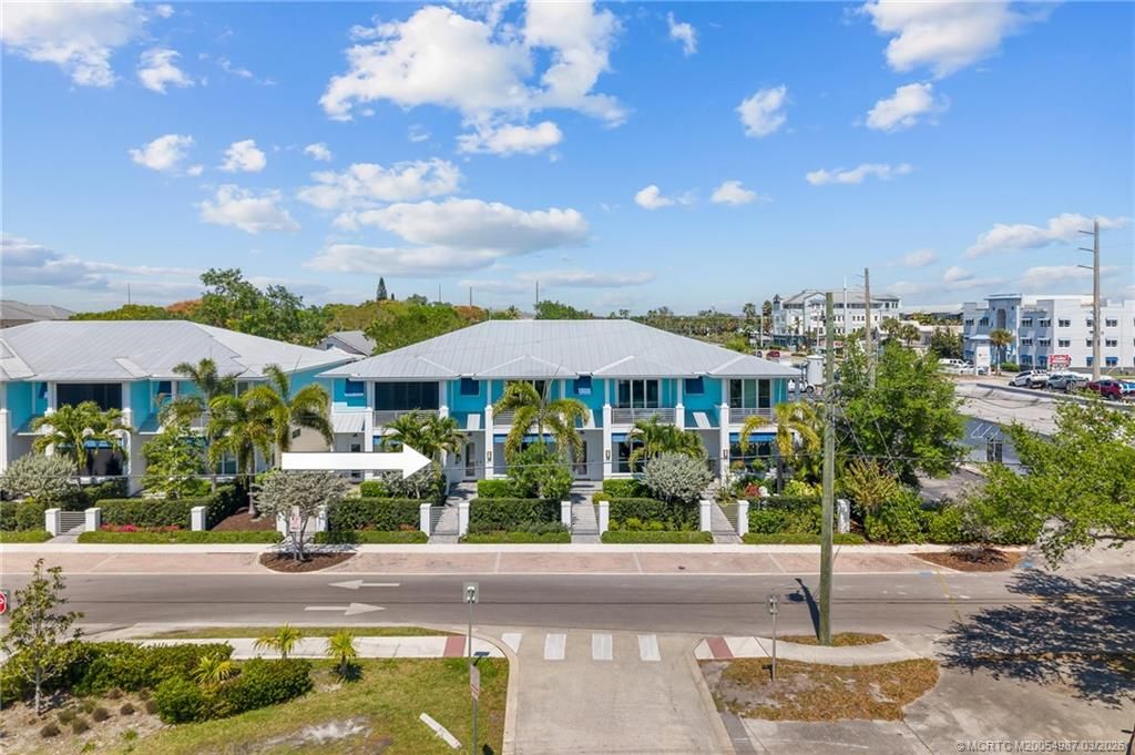 Photo of 517 SW Ocean Boulevard, Stuart, FL 34994 (MLS # M20054987)