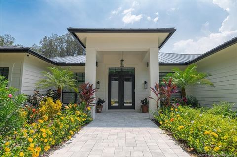 Photo of 3800 SE Bent Banyan Way, Stuart, FL 34997 (MLS # M20052209)