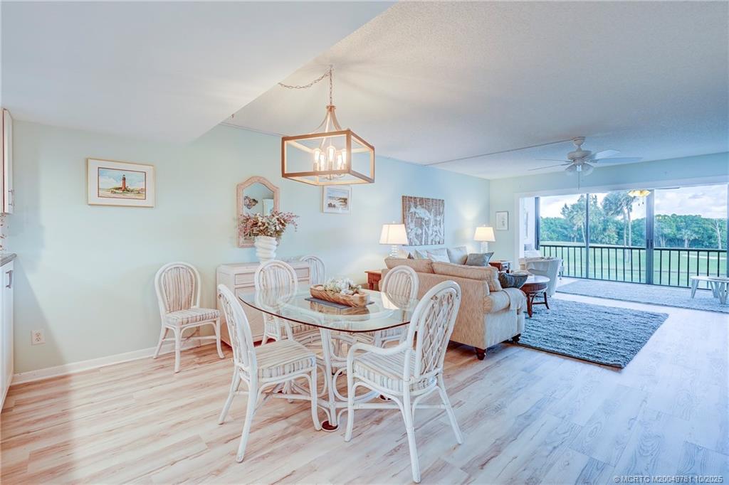 Stuart, Florida 34996, United States, 2 Bedrooms Bedrooms, ,3 BathroomsBathrooms,Residential,Active,93242