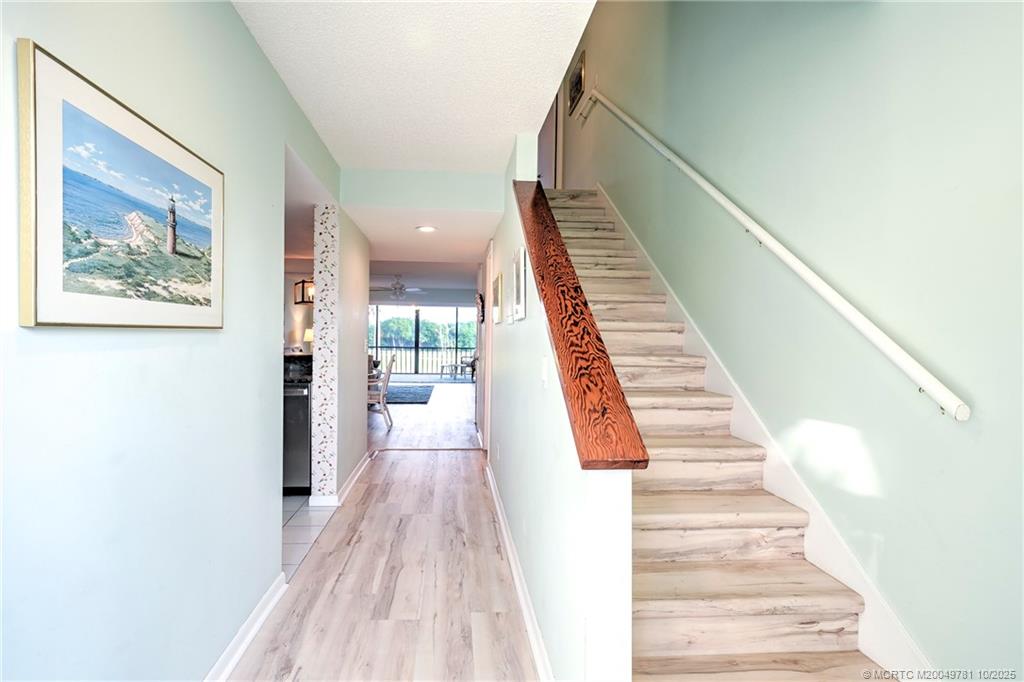 Stuart, Florida 34996, United States, 2 Bedrooms Bedrooms, ,3 BathroomsBathrooms,Residential,Active,93242