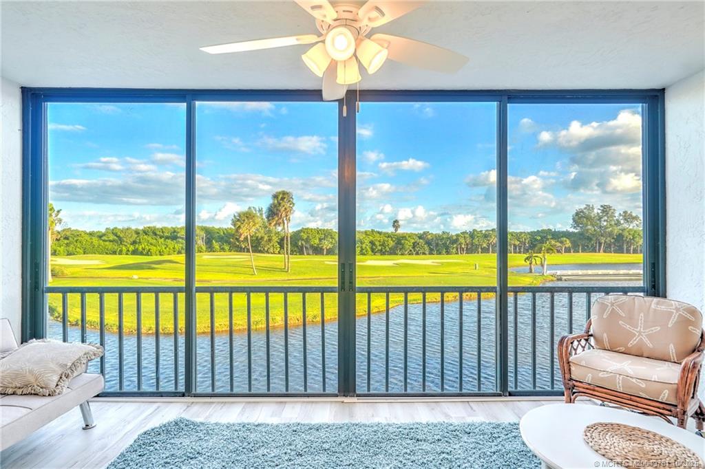 Stuart, Florida 34996, United States, 2 Bedrooms Bedrooms, ,3 BathroomsBathrooms,Residential,Active,93242