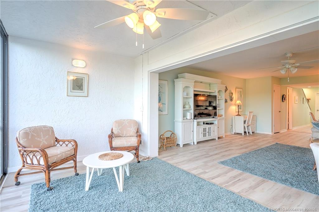 Stuart, Florida 34996, United States, 2 Bedrooms Bedrooms, ,3 BathroomsBathrooms,Residential,Active,93242